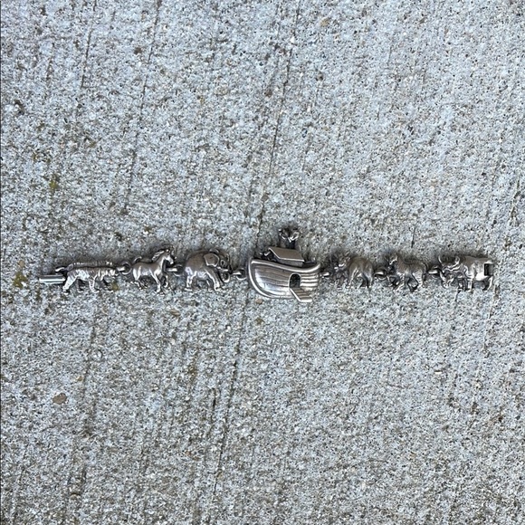 Vintage AJC Noah's Ark Themed Silver-tone Bracelet Pewter Spiritual Animals - Picture 1 of 4